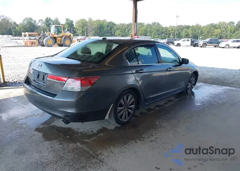 2011 Honda Accord 2.4 Ex-L from USA, damaged, VIN 1HGCP2F8XBA006226